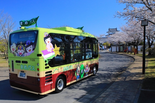 矢野賢さん「春の関宿城とまめバス」