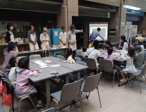 紙すき体験（1）