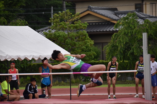 走り高跳び