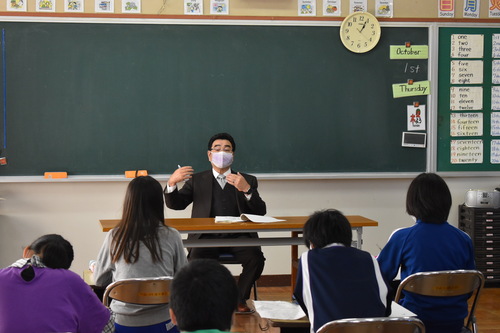 東部小学校の様子