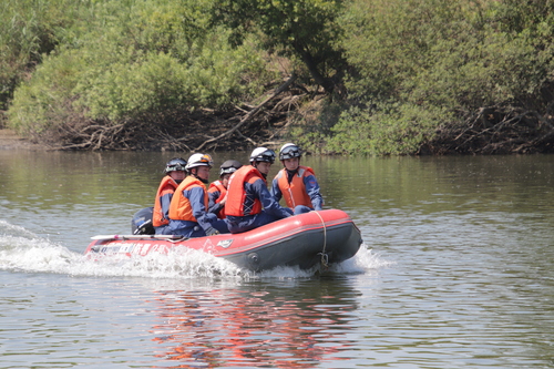 救助艇による訓練風景