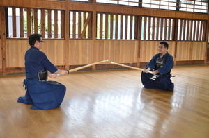 稽古をつける市長