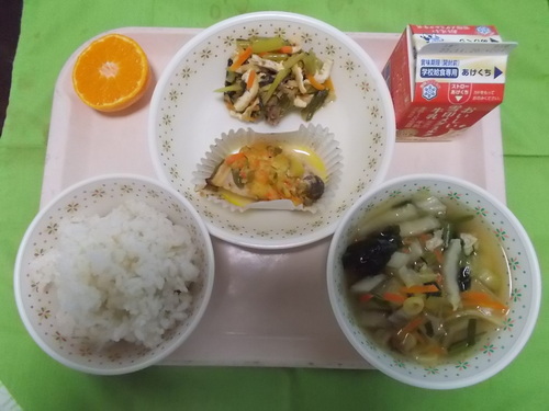 給食献立（山崎小学校）