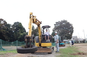 重機を使ったがれき撤去