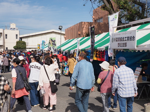 賑わう産業祭風景