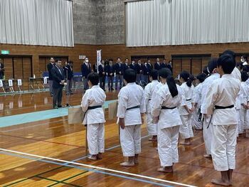 市民空手道選手権大会の様子