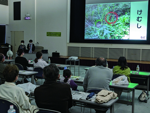 親子向けの生物多様性講座を開催