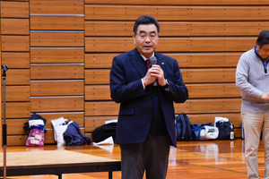 挨拶をする市長