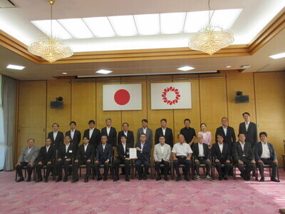 要望活動後の集合写真