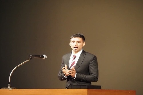 （外国人による日本語スピーチ）