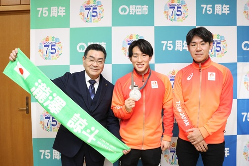 瀧澤選手と記念撮影