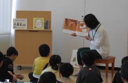 興風図書館おはなし会イメージ写真